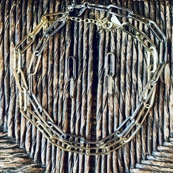 💛✨ Silver Tone Chain Link Earrings ✨💛 - Picture 7 of 7